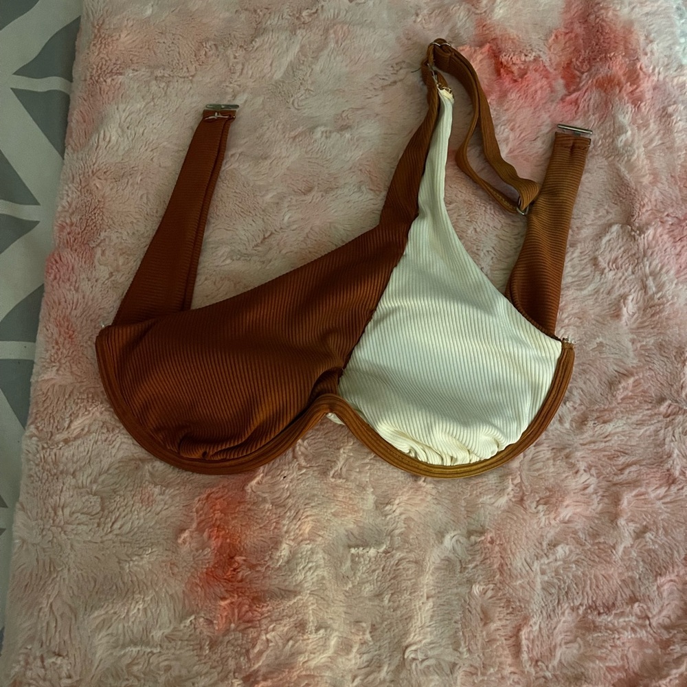 Swimsuit top